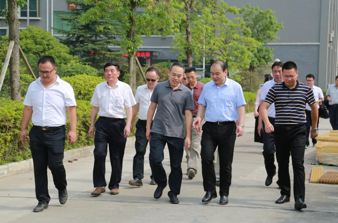 2018年7月，市委常委副市長朱健一行蒞臨公司指導.JPG